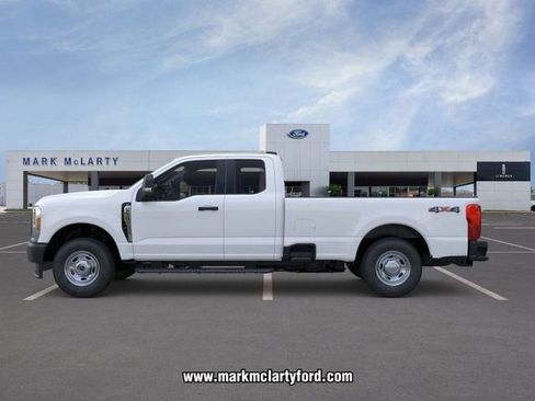 New 2026 Ford F250 XL AWD/4WD image 3