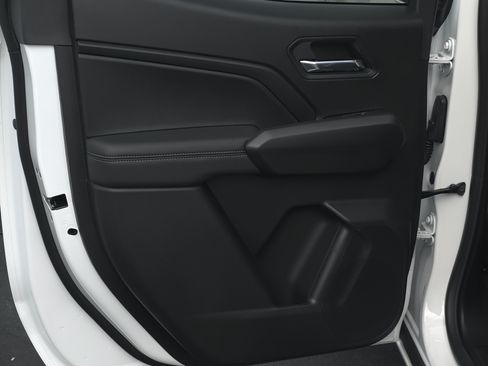 New 2026 GMC Canyon Elevation w/ Convenience Package RWD image 31