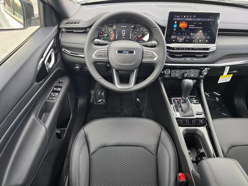 New 2026 Jeep Compass Latitude AWD/4WD image 27