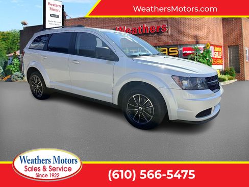Used 2018 Dodge Journey SE w/ Connectivity Group FWD image 1