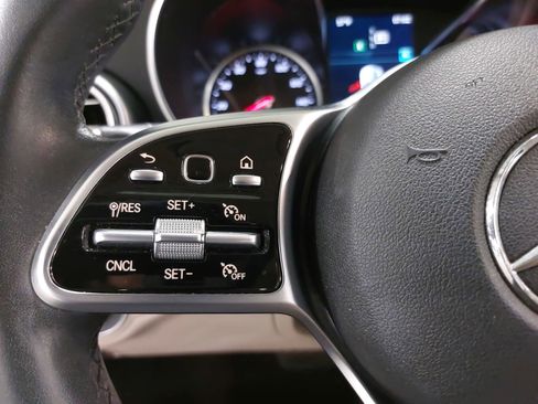 Used 2019 Mercedes-Benz C 300 Sedan image 18