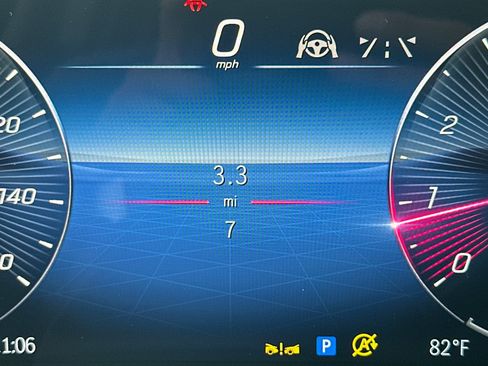 New 2026 Mercedes-Benz GLS 450 4MATIC image 29