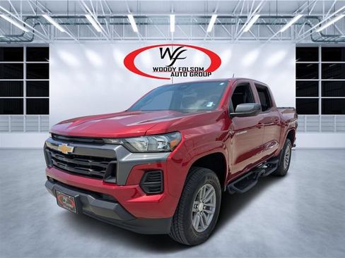 Used 2025 Chevrolet Colorado LT w/ Advanced Trailering Package RWD image 7
