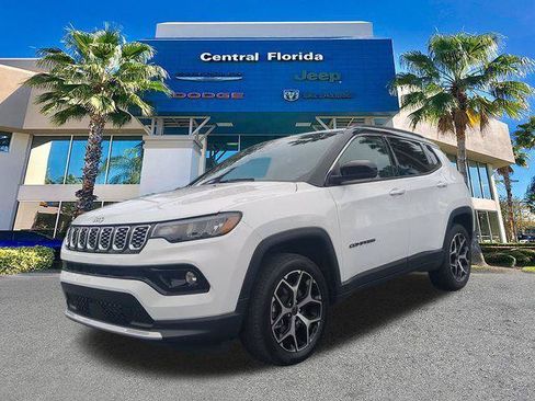 Certified 2025 Jeep Compass Limited AWD/4WD image 9