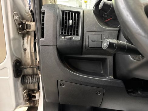 Used 2018 RAM ProMaster 2500 FWD image 14