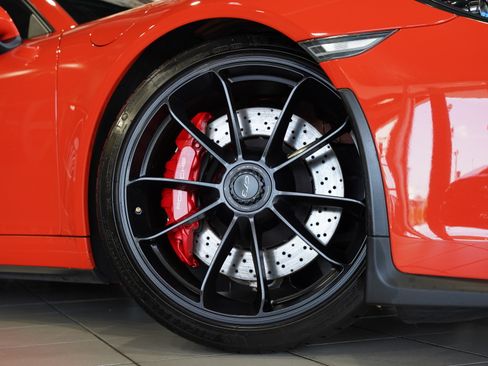 Used 2018 Porsche 911 GT3 RWD image 23