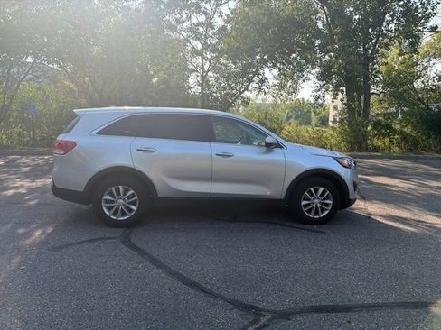 Used 2016 Kia Sorento L FWD image 14
