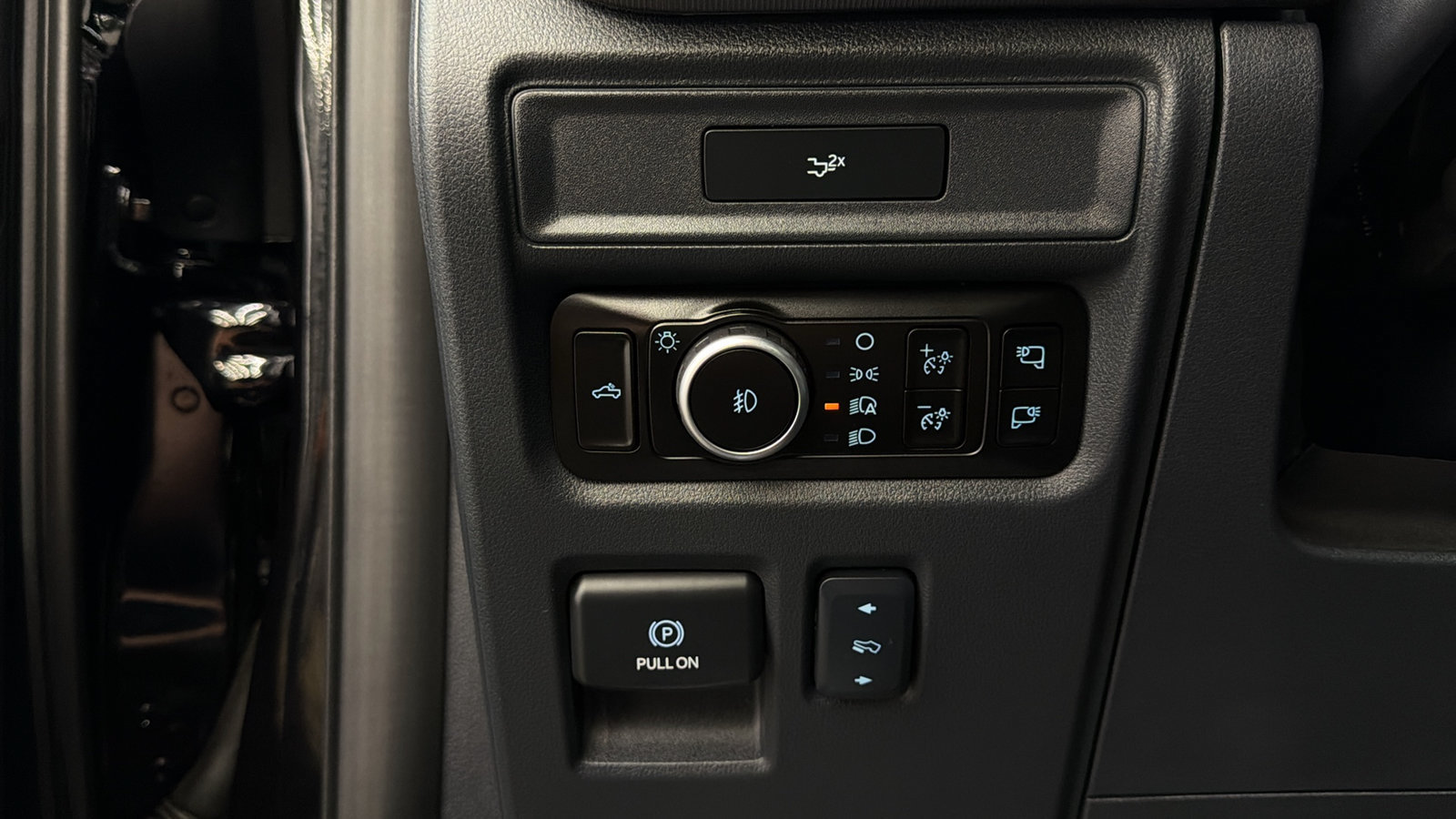 Used 2026 Ford F150 Lariat AWD/4WD image 29