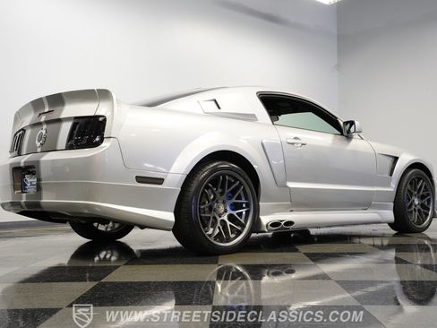 Used 2006 Ford Mustang GT RWD image 28