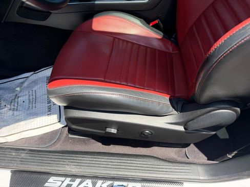 Used 2016 Dodge Challenger R/T Plus RWD image 20