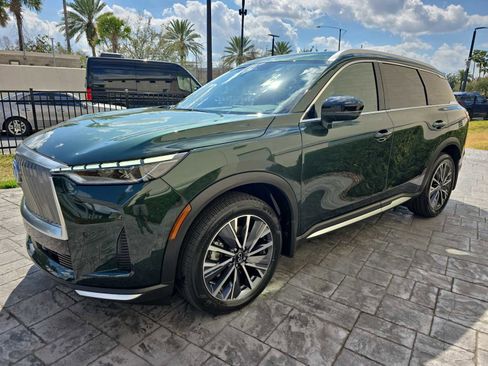 Certified 2026 INFINITI QX60 Luxe w/ Cargo Package image 7