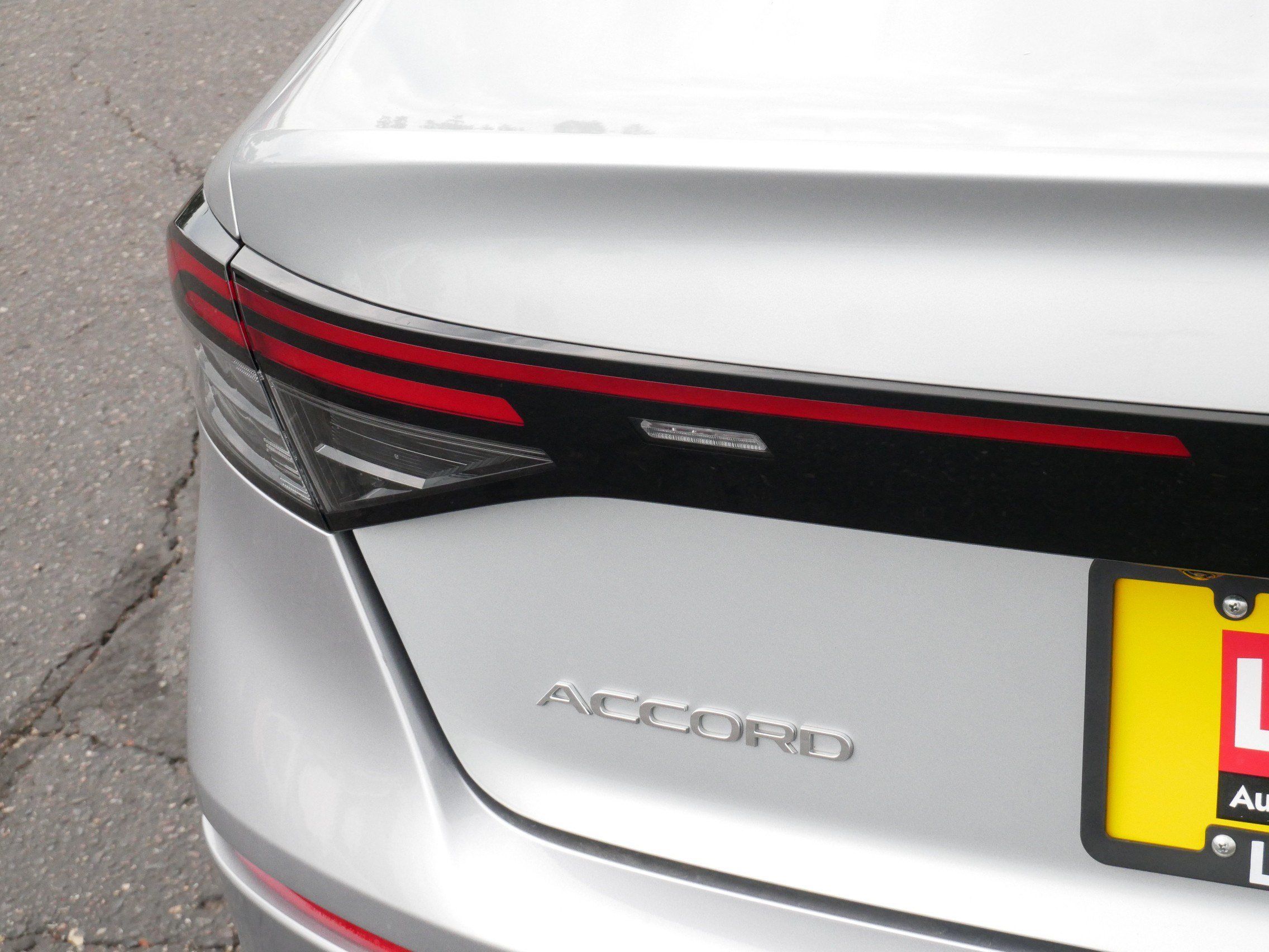 Used 2024 Honda Accord EX image 17