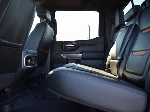 Used 2020 GMC Sierra 1500 AT4 w/ AT4 Premium Package image 8