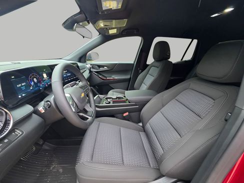 New 2026 Chevrolet Equinox LT w/ LPO, Floor Liner Package FWD image 15