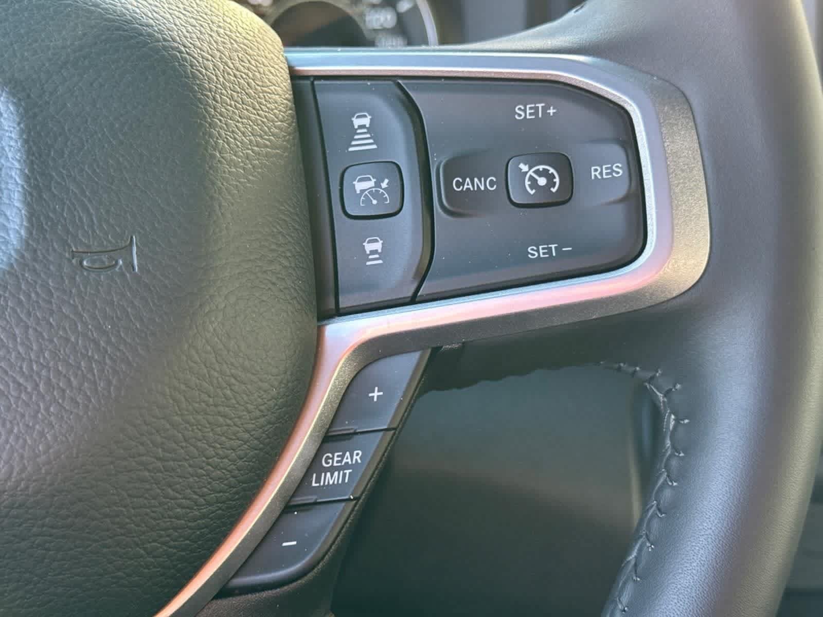 New 2024 RAM 3500 Tradesman w/ Safety Group AWD/4WD image 19