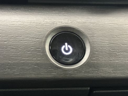 Used 2024 Nissan Ariya AWD image 22