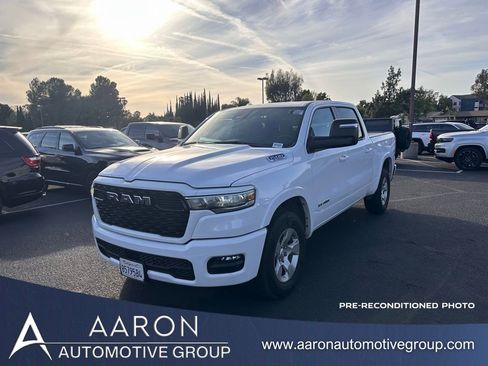 Used 2025 RAM 1500 Big Horn AWD/4WD image 1