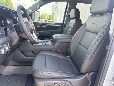 New 2026 GMC Sierra 3500 Denali w/ Denali Reserve Package AWD/4WD image 12