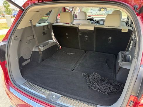 Used 2018 Kia Sorento SX image 27