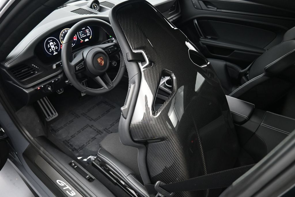 Certified 2026 Porsche 911 GT3 RWD image 25