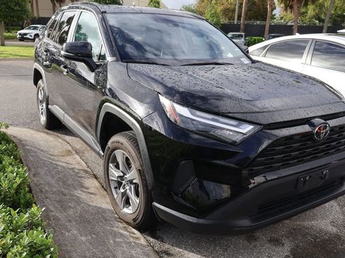 Used 2024 Toyota RAV4 XLE image 5