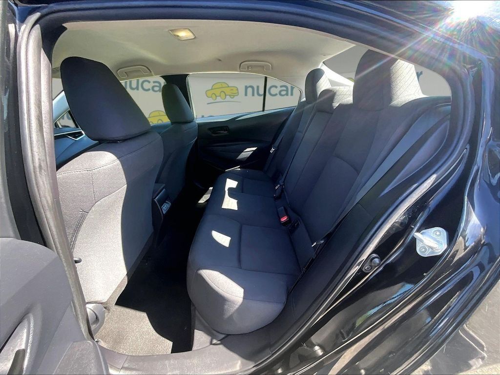 Used 2024 Toyota Corolla LE FWD image 15