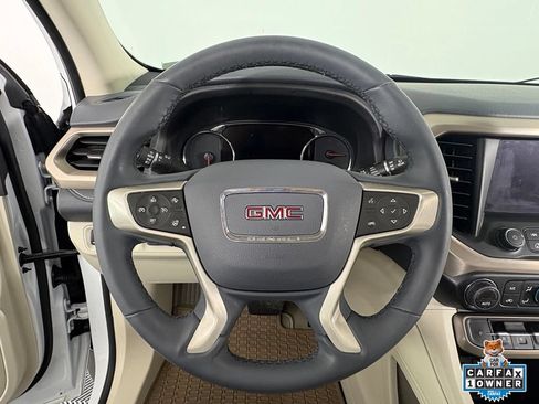 Used 2023 GMC Acadia Denali w/ Denali Ultimate Package AWD/4WD image 2