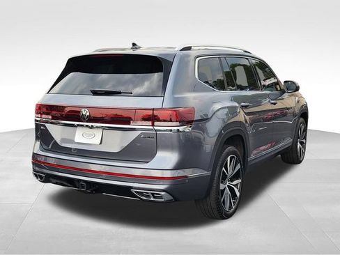 Used 2024 Volkswagen Atlas SEL Premium R-Line AWD/4WD image 5