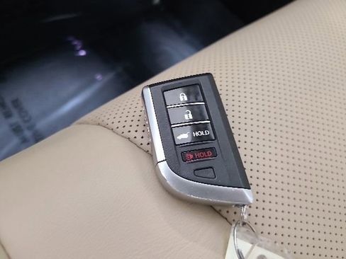 Used 2022 Acura MDX SH-AWD w/ Technology Package image 34