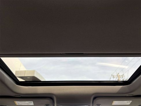 Used 2024 GMC Sierra 2500 Denali w/ Denali Reserve Package image 13