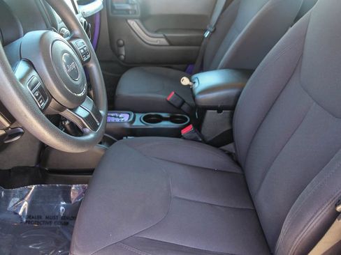 Used 2018 Jeep Wrangler Unlimited Sport AWD/4WD image 17