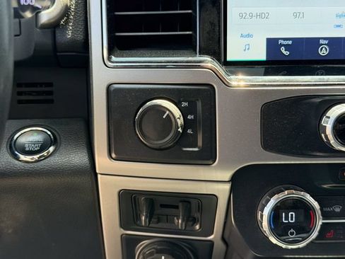 Used 2022 Ford F350 Lariat w/ Lariat Ultimate Package AWD/4WD image 14