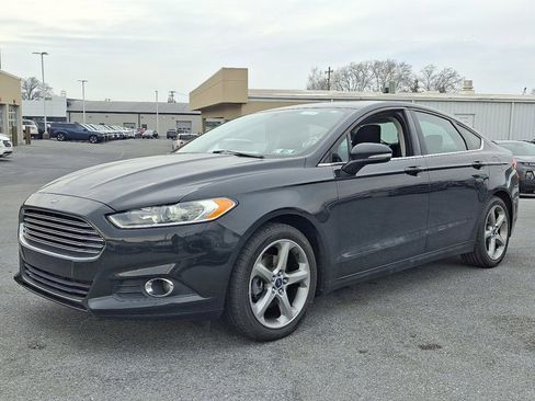 Used 2014 Ford Fusion SE w/ Equipment Group 201A image 1