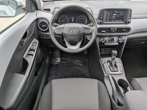 Used 2019 Hyundai Kona SEL image 12