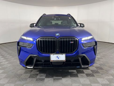 Used 2025 BMW X7 M60i w/ Climate Comfort Package image 14