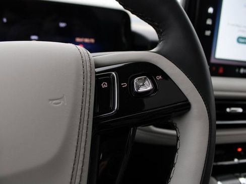 New 2026 Lincoln Aviator Premiere image 35