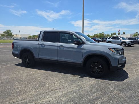 Certified 2023 Honda Ridgeline Black Edition image 2