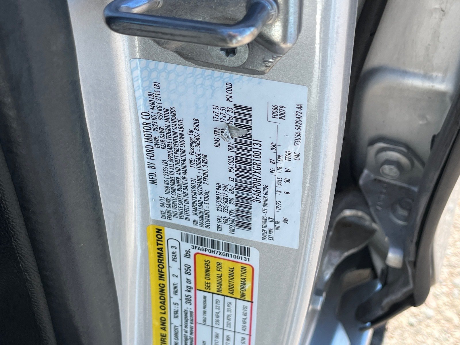 Used 2016 Ford Fusion SE FWD image 29
