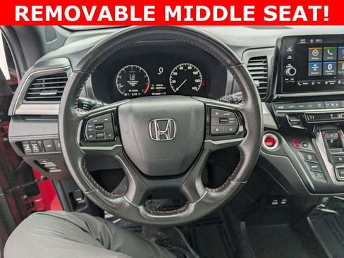 Used 2025 Honda Odyssey Sport-L image 12