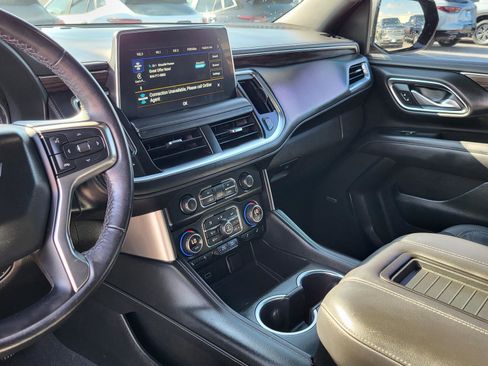 Used 2021 Chevrolet Tahoe Z71 w/ Rear Media and Nav Package image 25