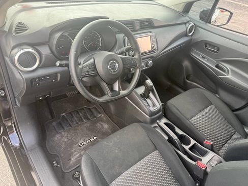 Used 2024 Nissan Versa S w/ Trunk Package image 9
