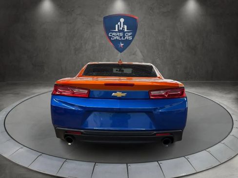 Used 2018 Chevrolet Camaro LT image 4
