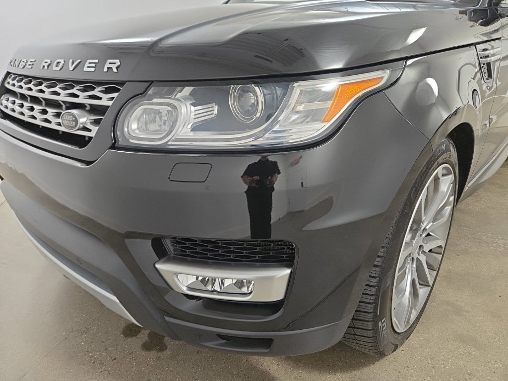 Used 2017 Land Rover Range Rover Sport HSE AWD/4WD image 30