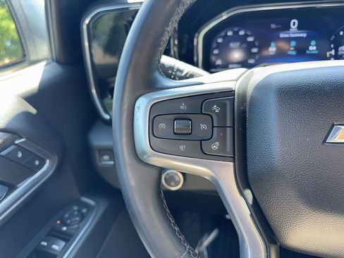 Used 2023 Chevrolet Silverado 1500 LT AWD/4WD image 15