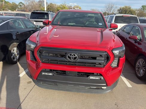 Used 2024 Toyota Tacoma SR5 RWD image 5