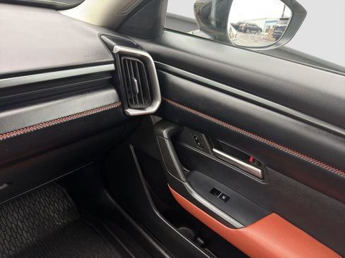 Used 2023 MAZDA CX-50 Meridian Edition AWD/4WD image 17