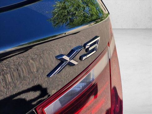 Used 2017 BMW X3 xDrive28i AWD/4WD image 5