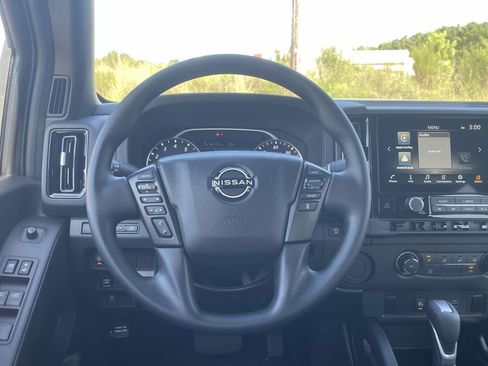 New 2026 Nissan Frontier SV image 12