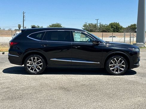 Used 2024 Acura MDX SH-AWD w/ Technology Package image 2