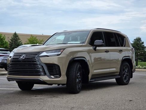 Used 2025 Lexus LX 700h Overtrail AWD/4WD image 23